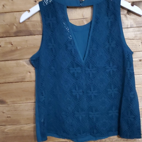 🎉🎉🎉Modish One top - Picture 2 of 5